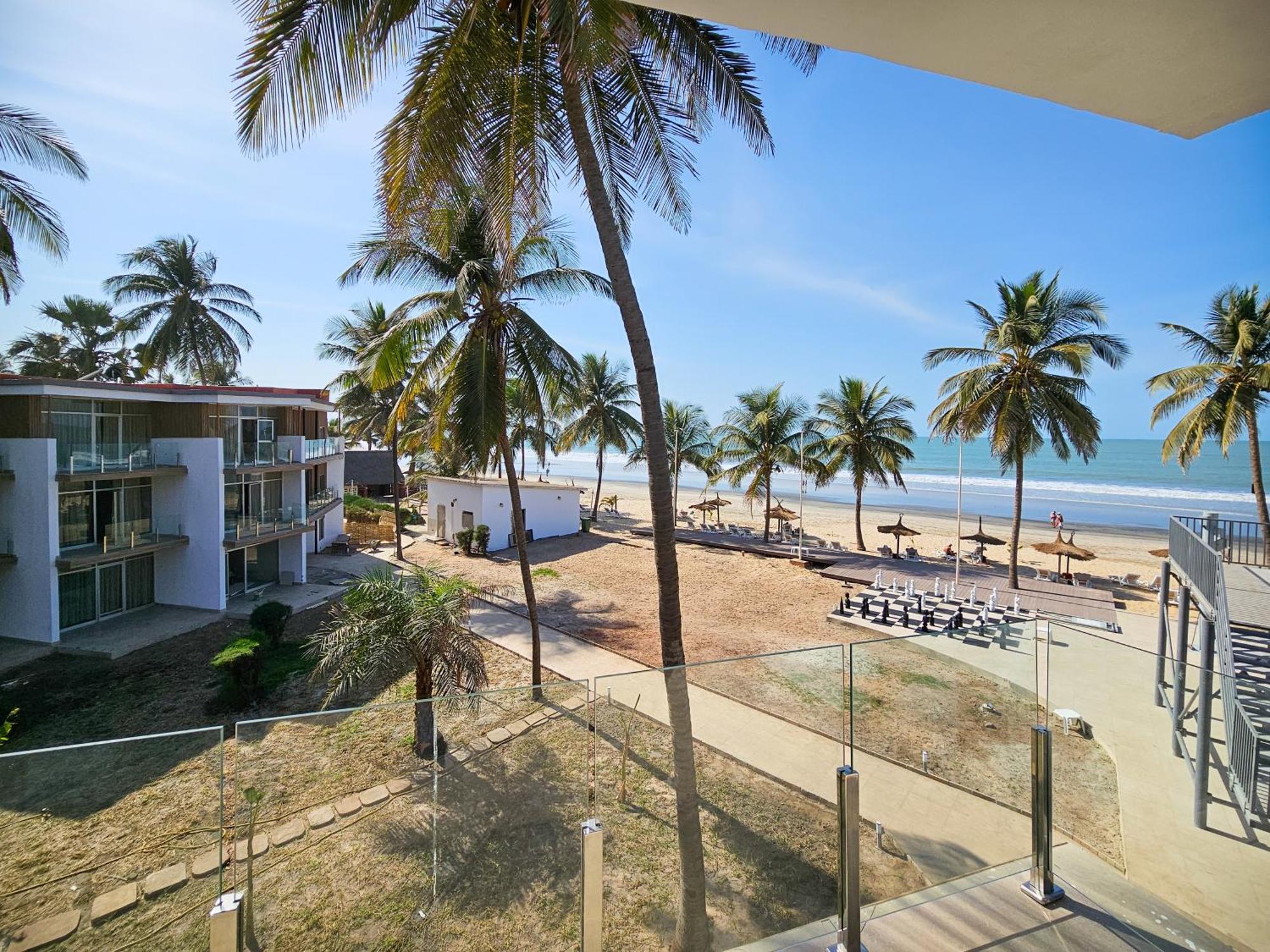 Kombo Beach Resort Serrekunda Exterior foto
