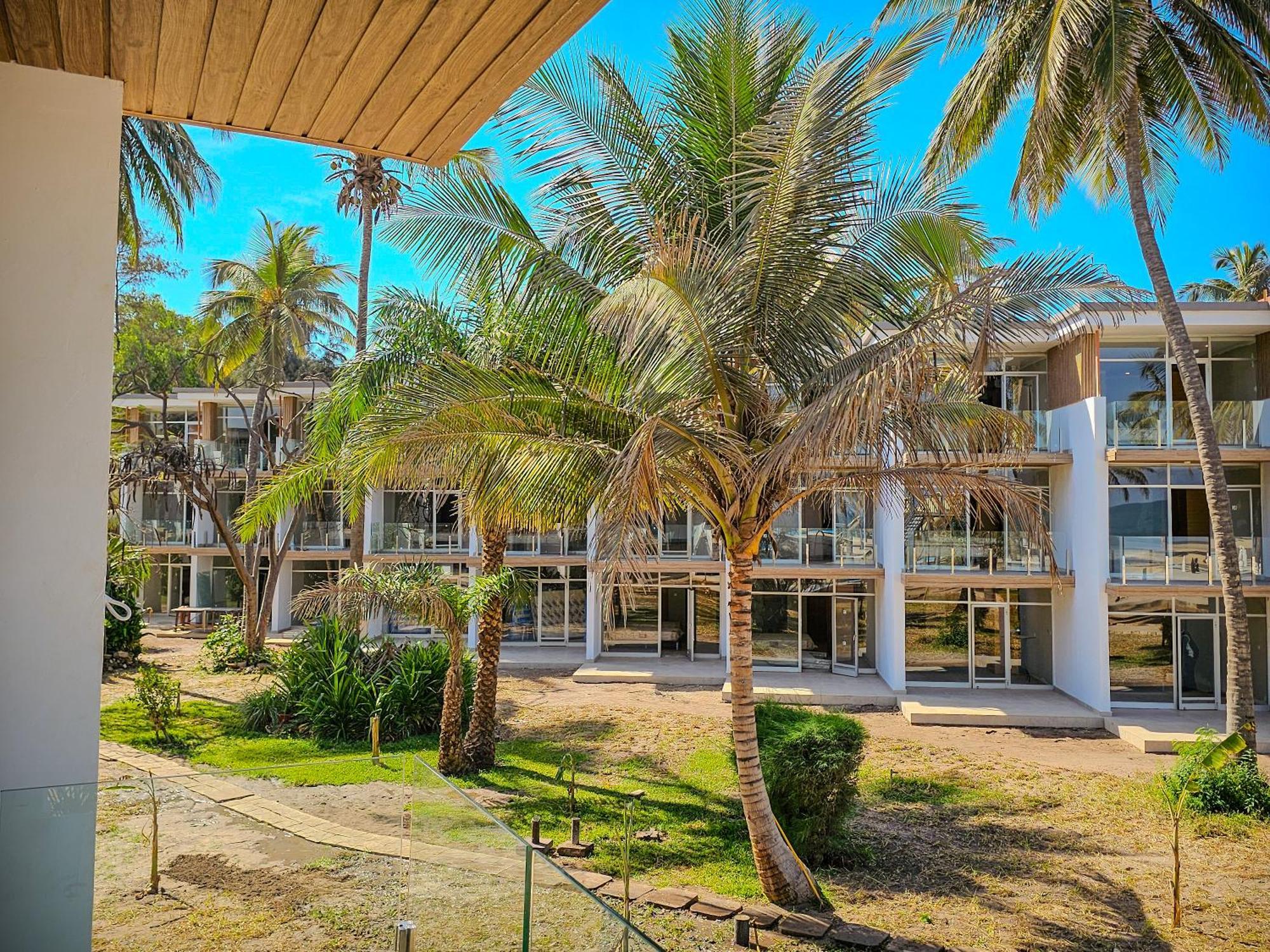 Kombo Beach Resort Serrekunda Exterior foto