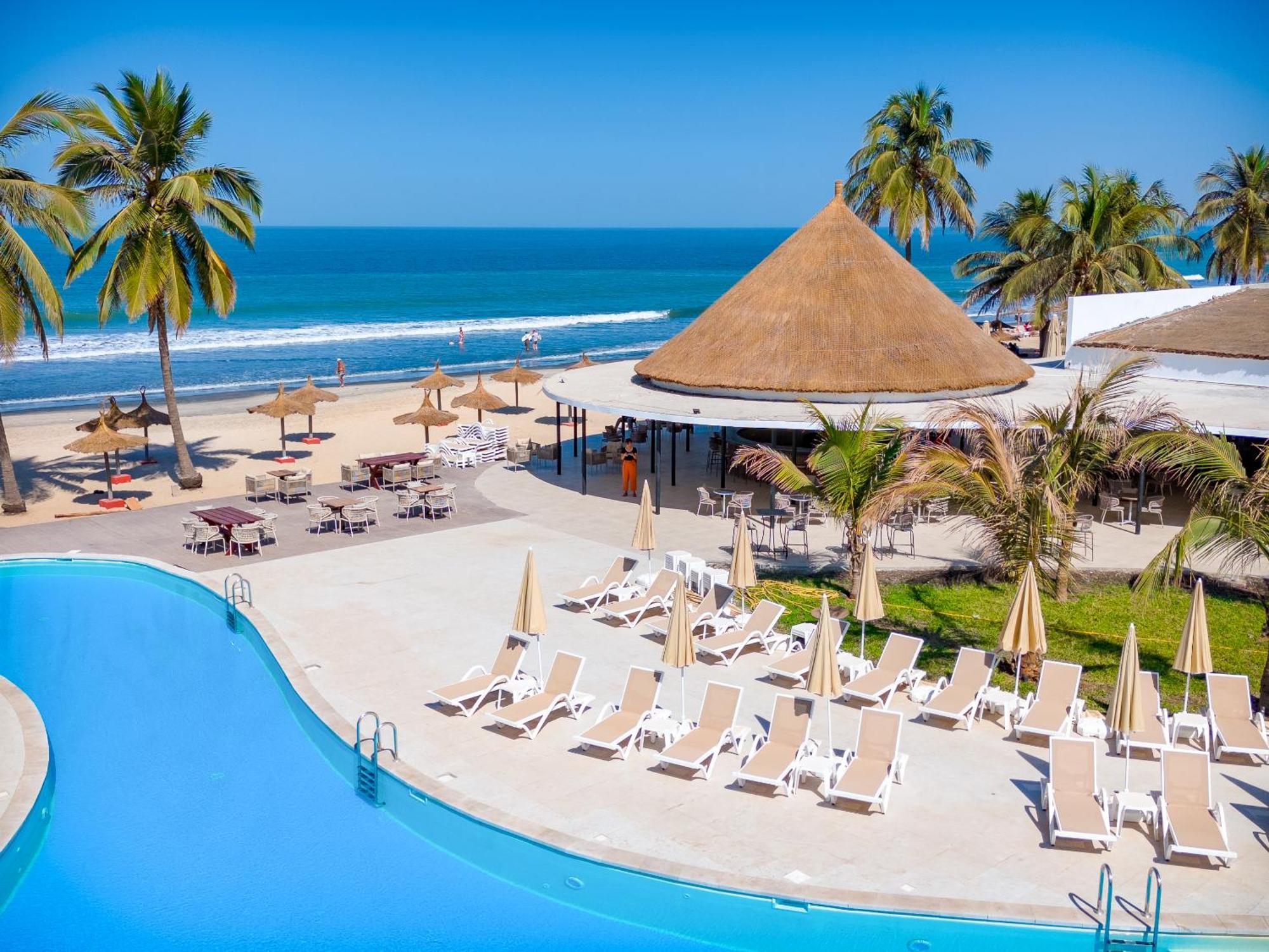 Kombo Beach Resort Serrekunda Exterior foto